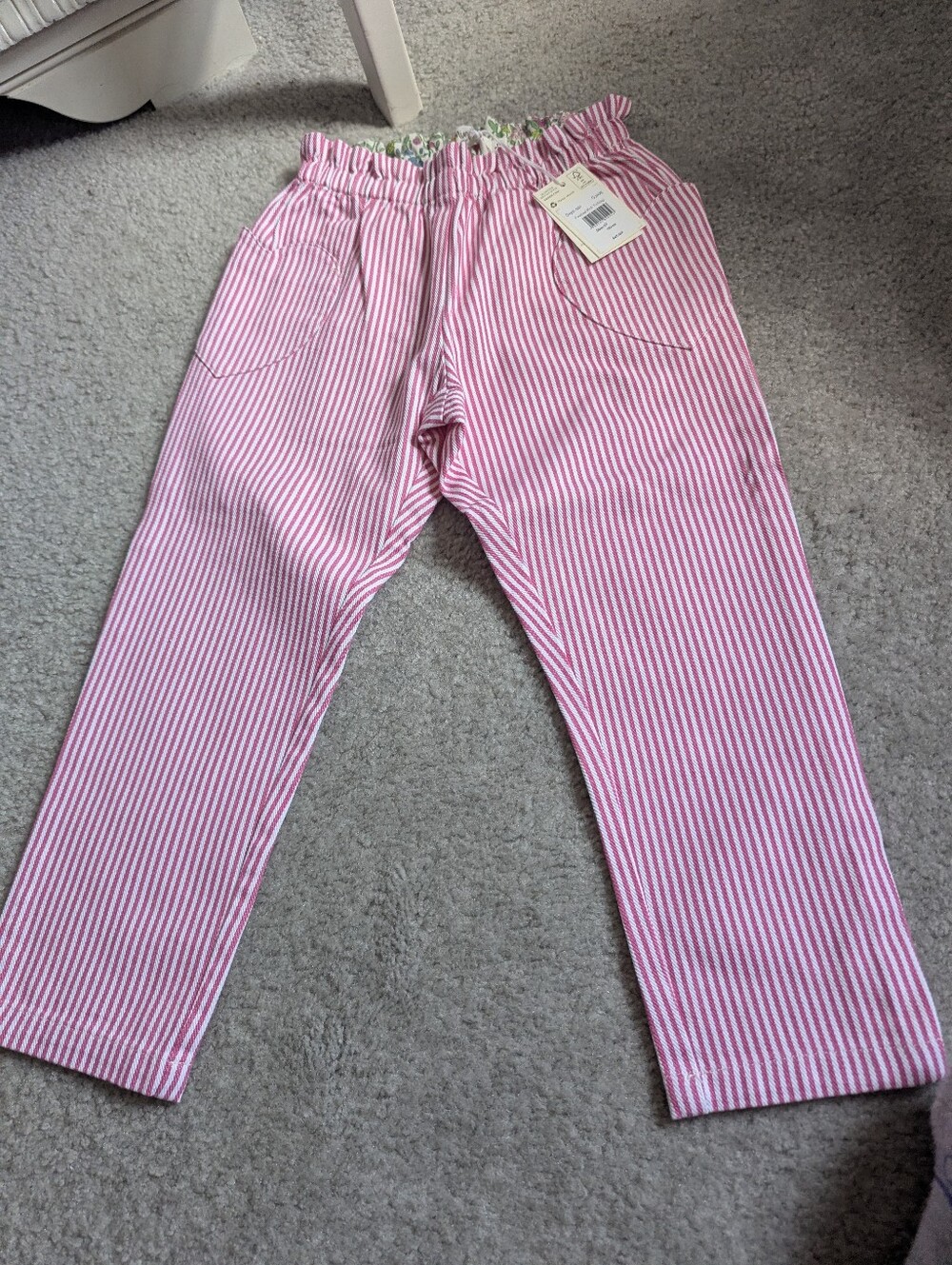 NEW Mini Boden pink and white striped pants (5y)